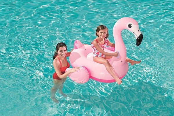 Flamingo na napuhavanje za djecu