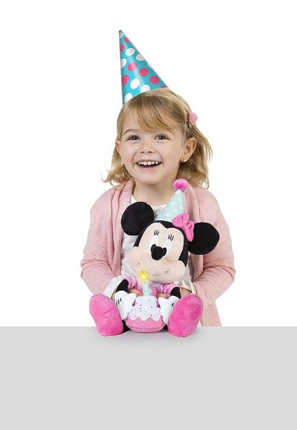 Minnie Mouse koja slavi rođendan