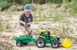 LENA dječji traktor s prikolicom i lopatom za igru