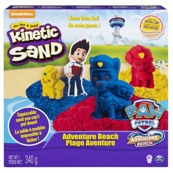 Psići u ophodnji kinetički pijesak