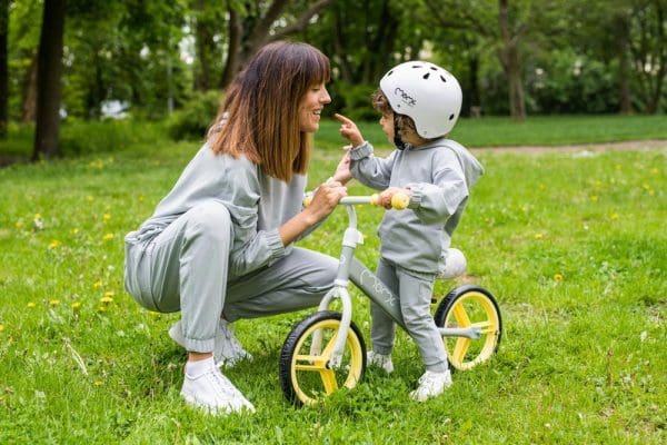 MoMi Nash dječji bicikl bez pedala