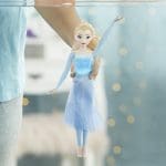 Frozen 2 Elsa lutka koja svijetli pod vodom