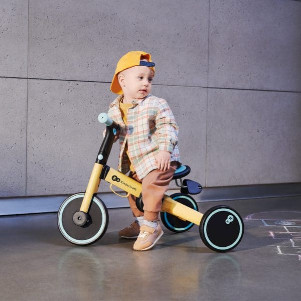 Tricikl ili bicikl bez pedala za djecu Kinderkraft 4Trike 3 u 1