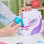 Stitch’N Style Fashion Studio Dječja šivaća mašina sa spremnikom za konac