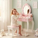 Drveni set za djevojčice stolić za uređivanje s LED rasvjetom i igračkama Milly Mally Elly